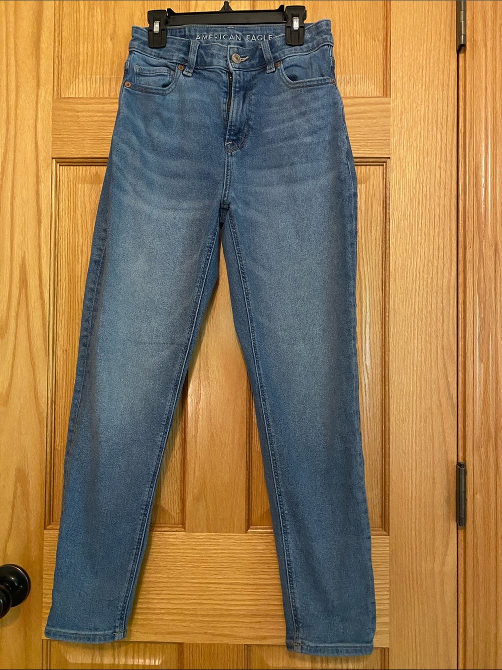 American Eagle Outfitters Skinny Jeans - Medium Blue Wash